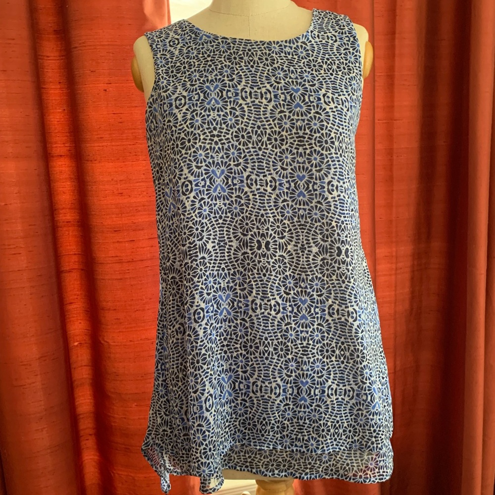 Elegant Blue Patterned Sleeveless Tunic Shirt - lined